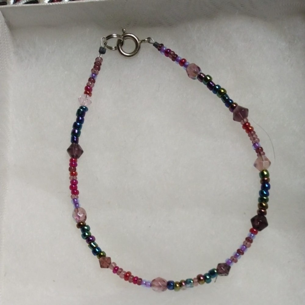 Bracelet,Multi color beads.